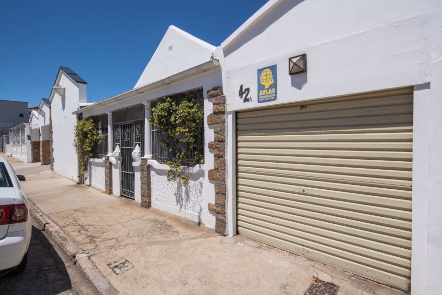 6 Bedroom Property for Sale in Port Elizabeth Central Eastern Cape